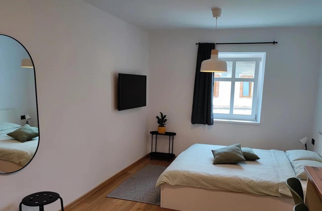 Corner House Apartments Near Lake Bled 拉多夫吉卡 外观 照片